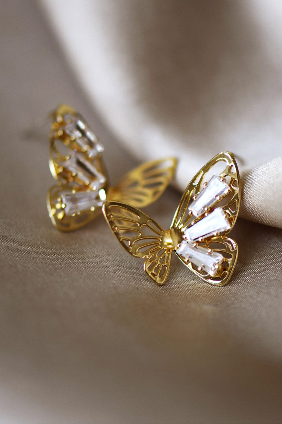 Edita Dainty Butterfly Stud Earring