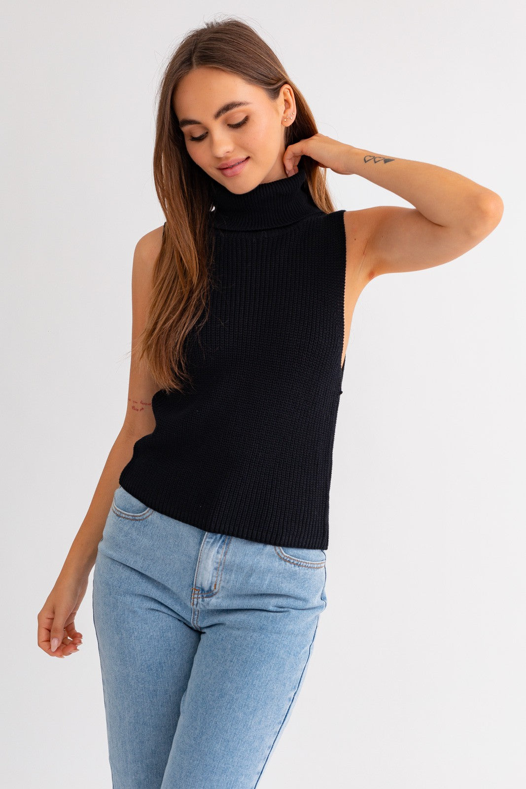 Kinzlee Turtle Neck Knit Top