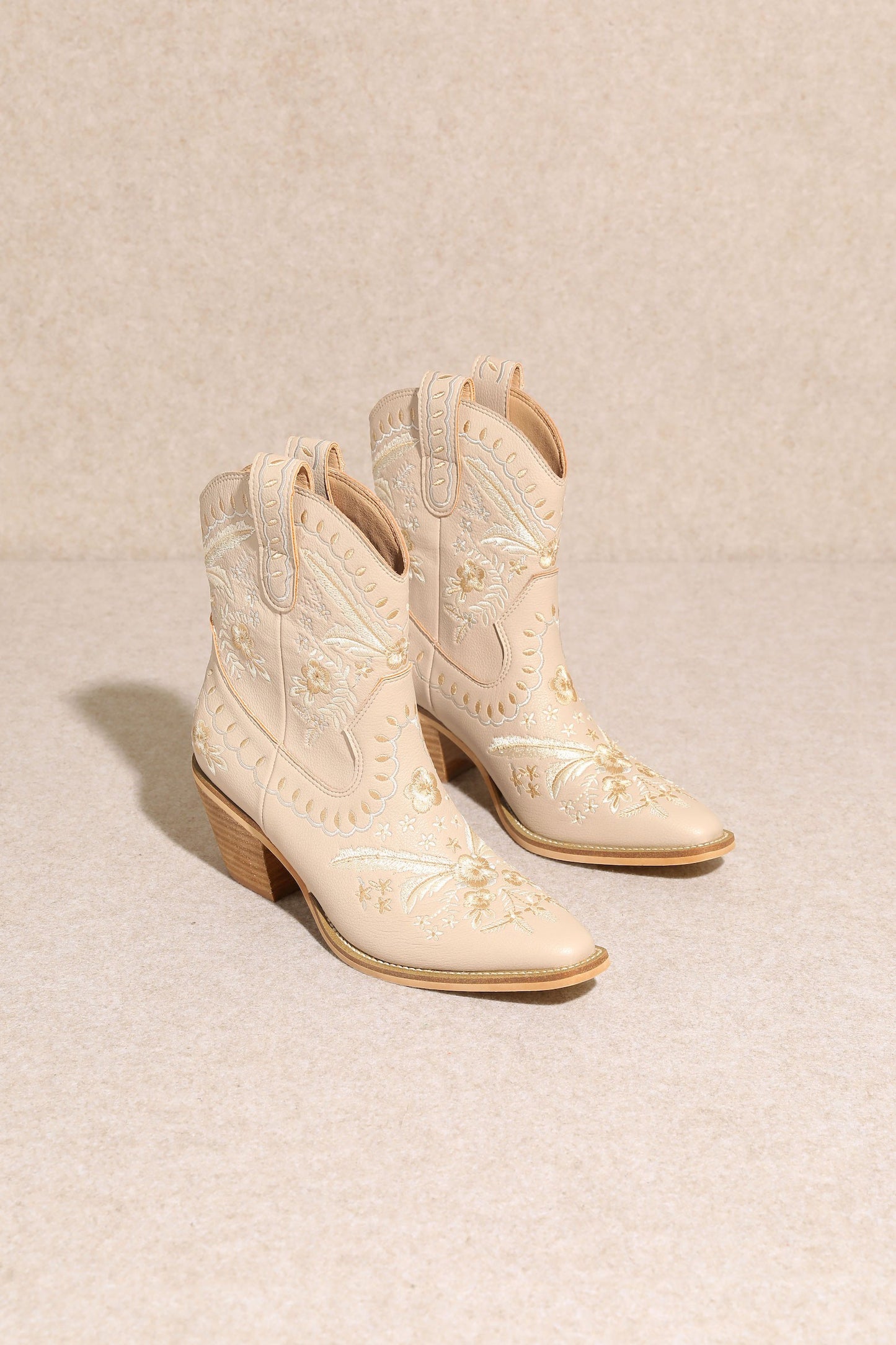 MIIM corral embroidered bootie