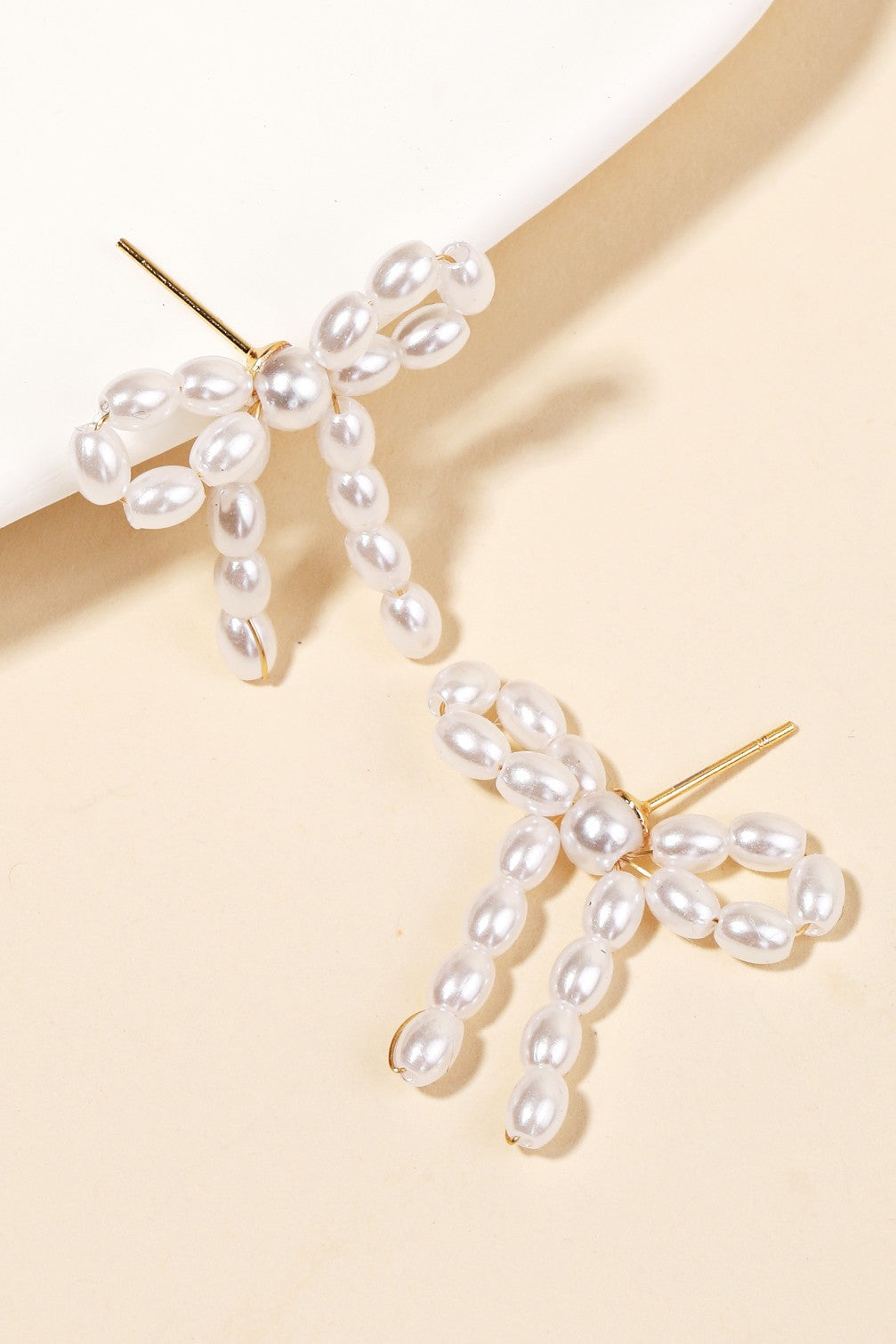 Pearl Beaded Ribbon Earring