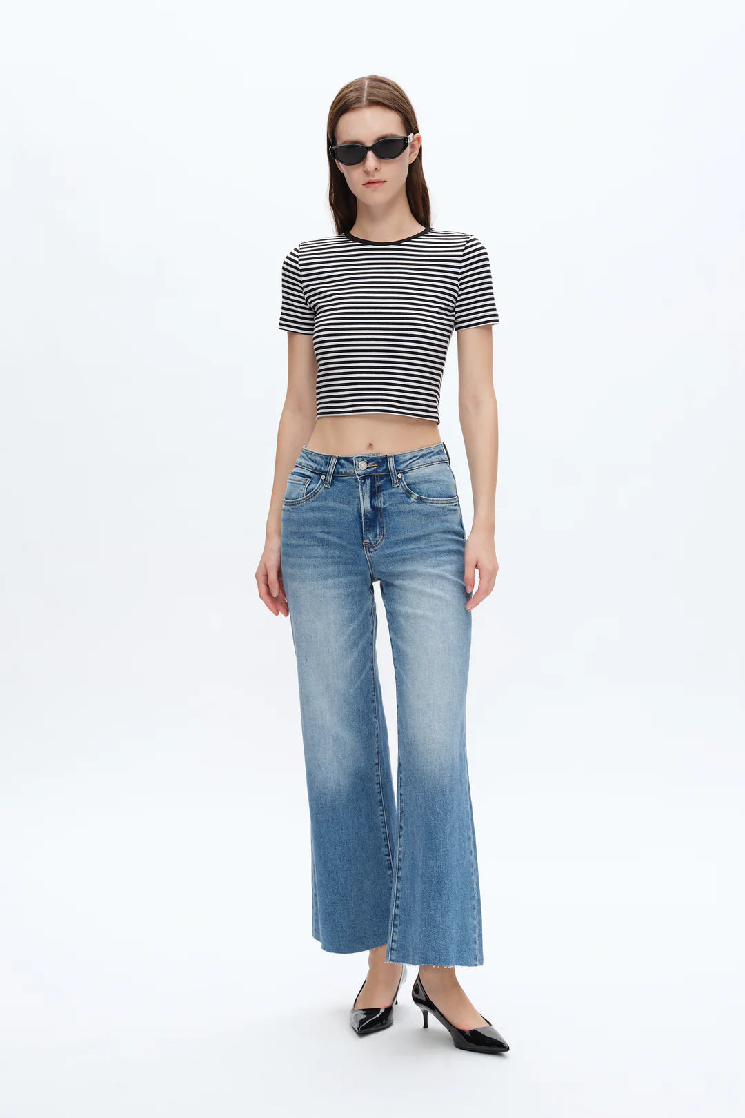 Bayeas Mid Rise Wide Leg Denim Jeans With Raw Hem