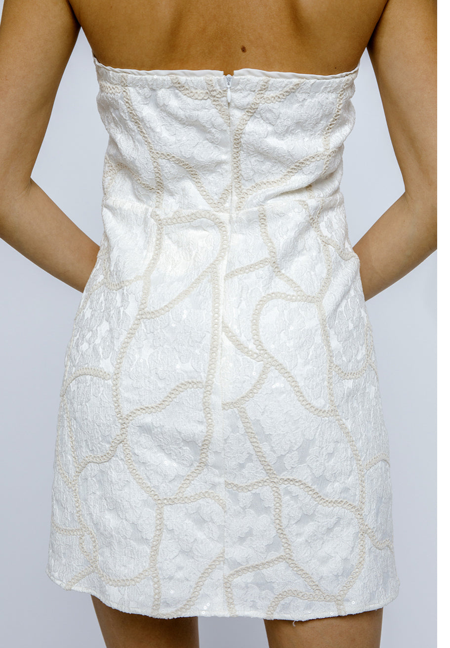 STRAPLESS TEXTURED DRESS WITH SEQUIN ACCENTS