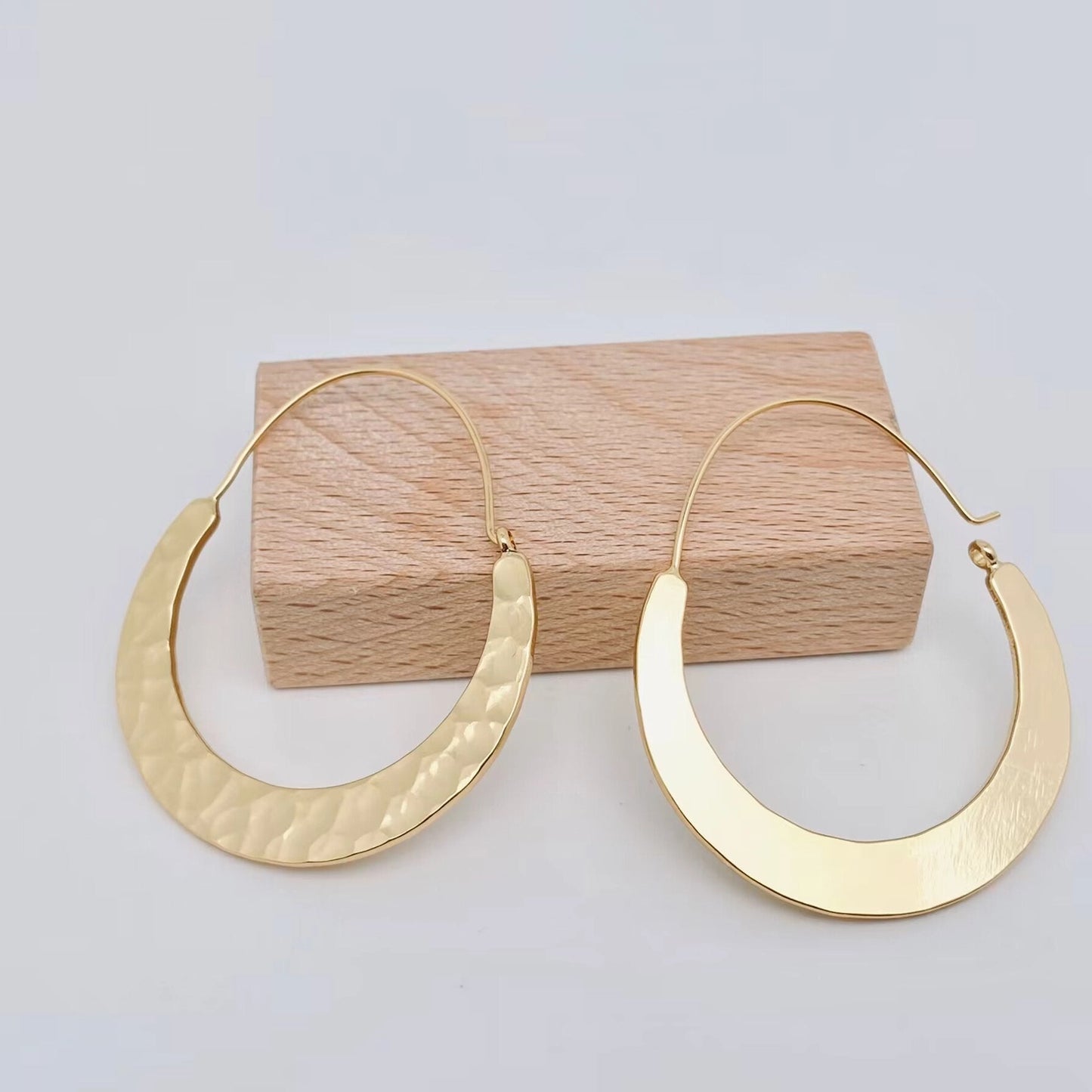 Hammering Geometric Hoop Earring