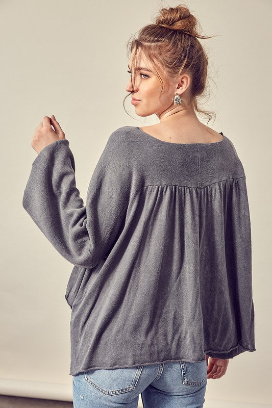 Maree Washed V-Neck Pullover Top