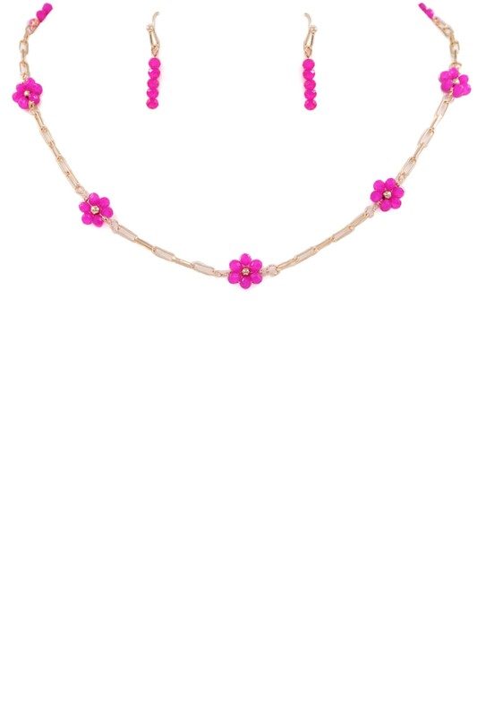 Daisy Charm Station Necklace