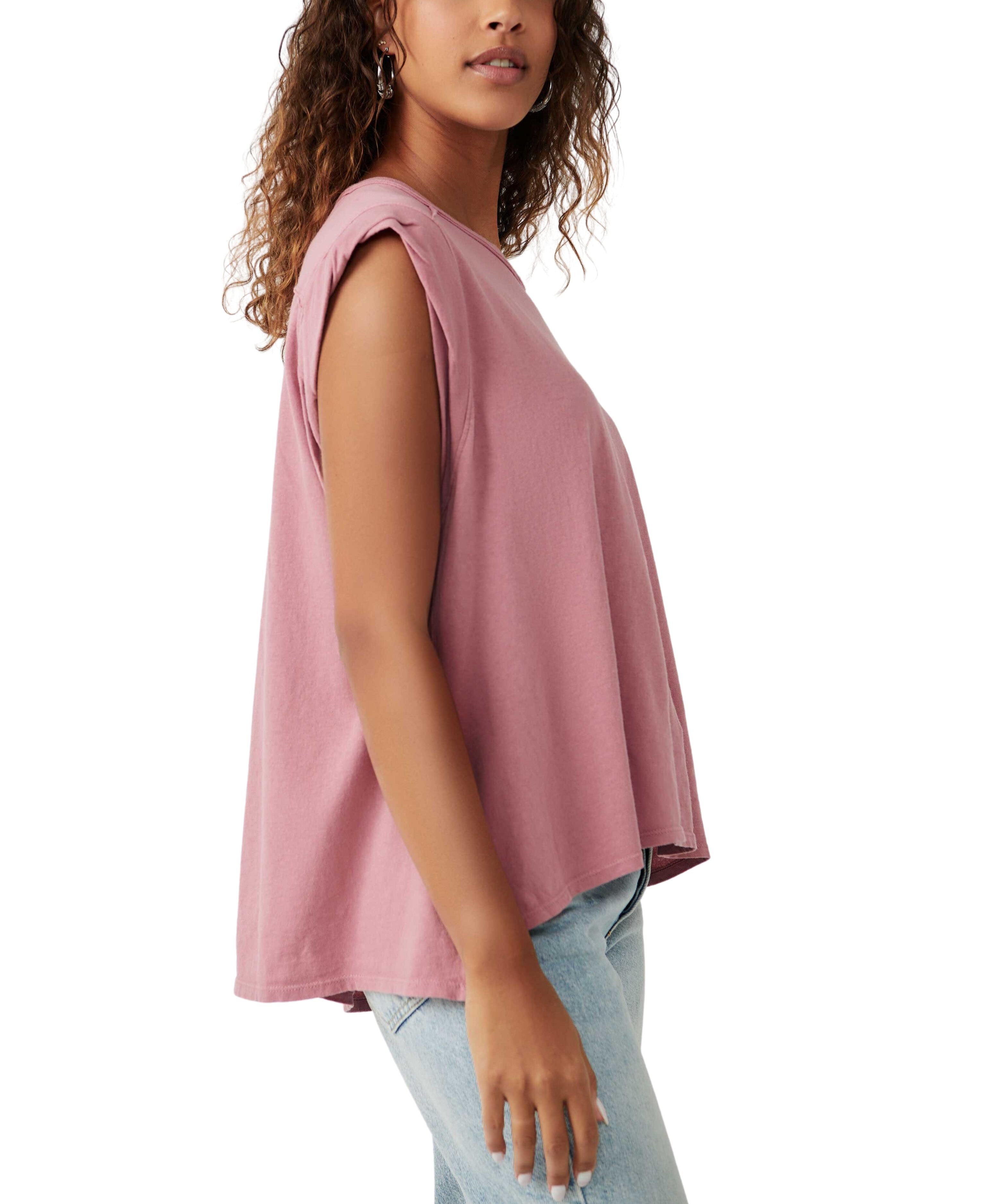 Naomi tee sale