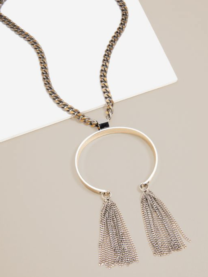 Zenzii Horns By The Fringe Necklace