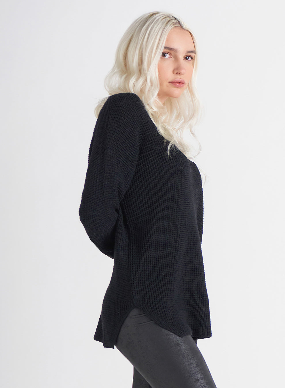 Dex Evie V-Neck Bevelled Hem Sweater