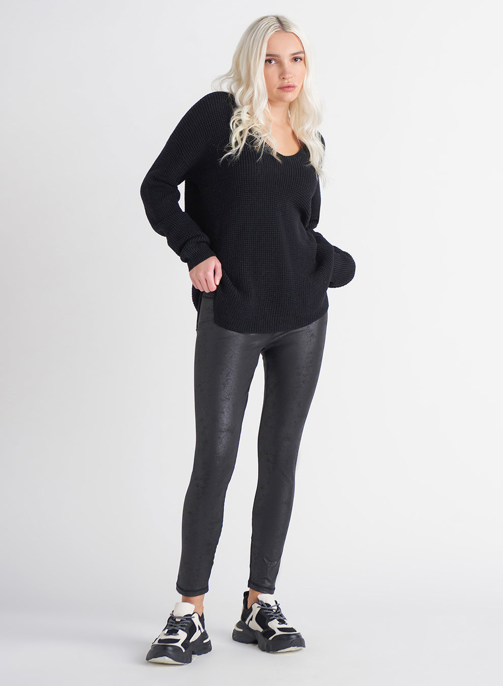 Dex Evie V-Neck Bevelled Hem Sweater